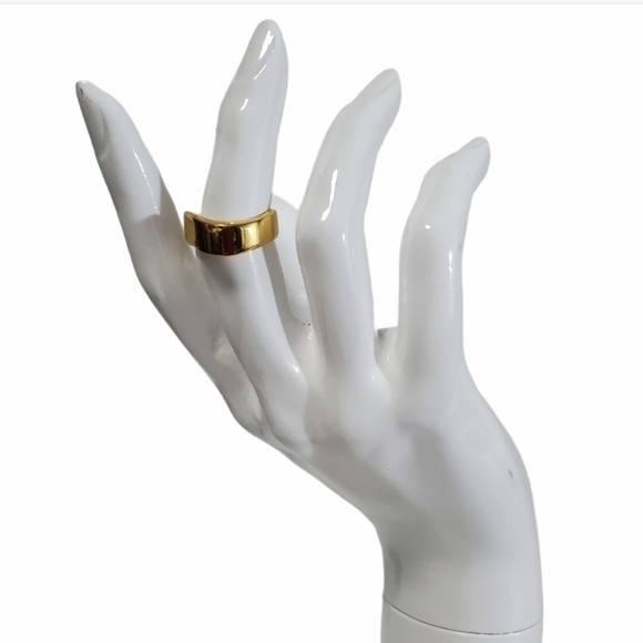 Gold Wave Band Cocktail Ring Size 9 modern - Picture 2 of 6